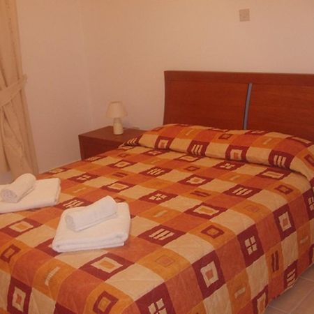 King'S Palace Apartment Paphos Cameră foto